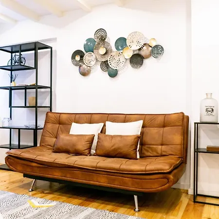 Magnificent Cais De Gaia Duplex Apartment *